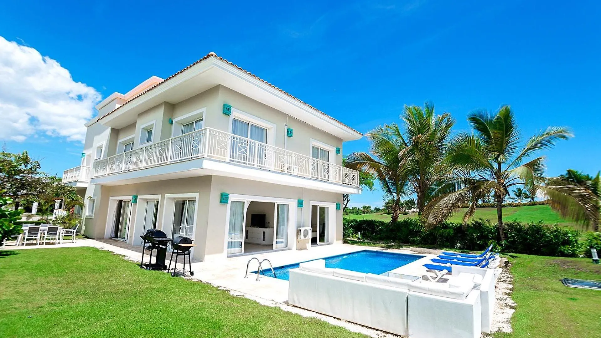 Private Iberosta Villa Fortuna - 4Bdr, Pool & Private Beach Punta Cana